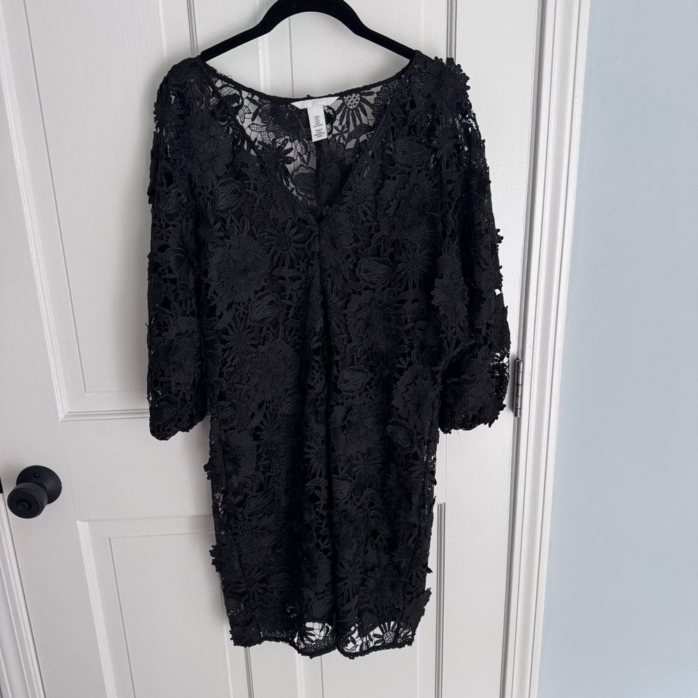 H&M V-neck Lace Dress in black sz M